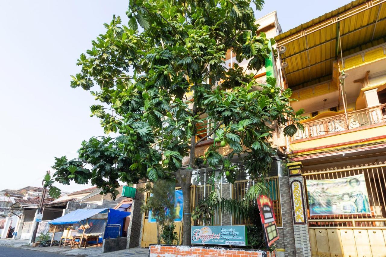 Homestay Gayatri Sawojajar Near Univ Negeri Malang Kampus 2 Mitra Reddoorz المظهر الخارجي الصورة