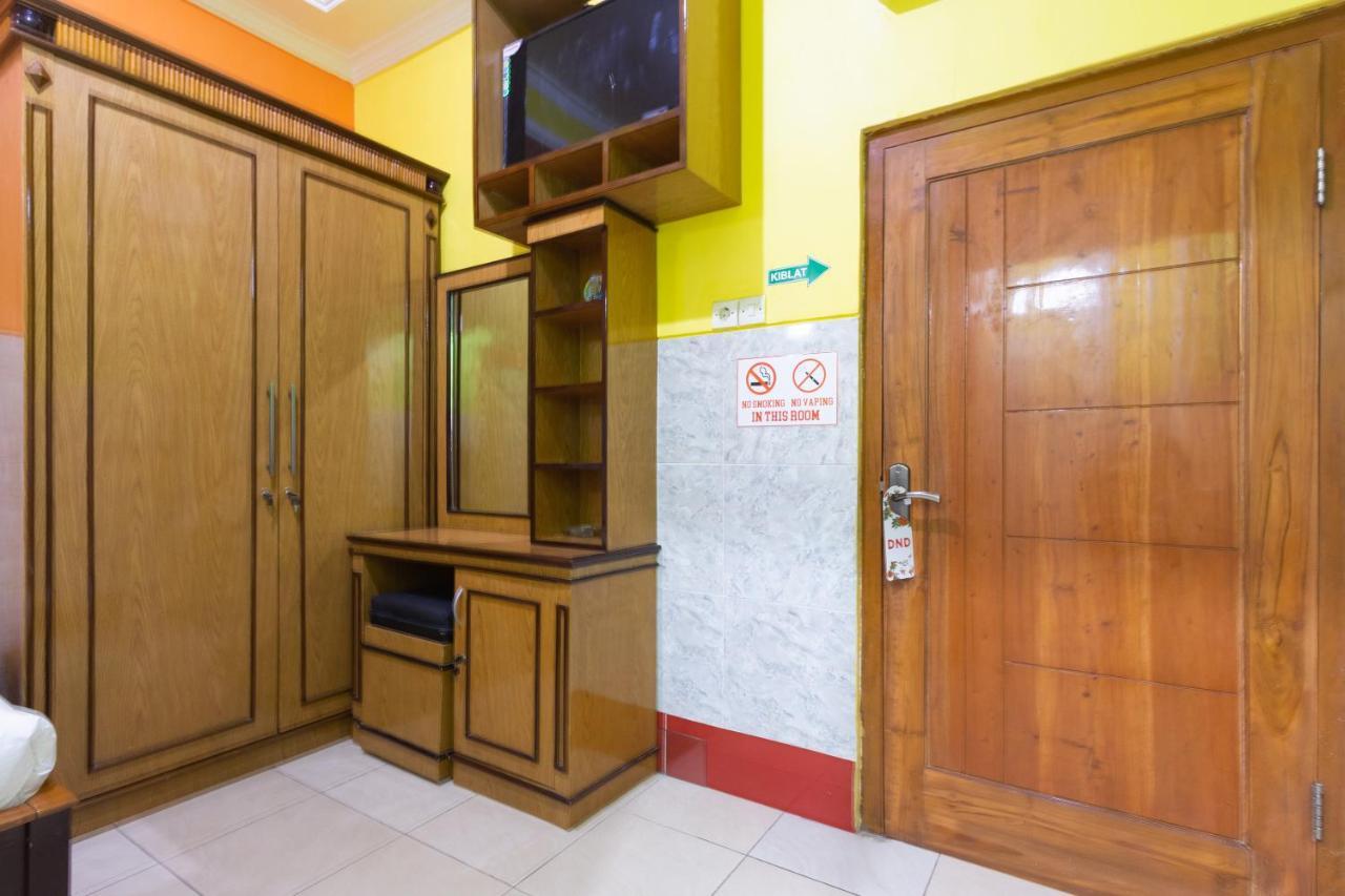 Homestay Gayatri Sawojajar Near Univ Negeri Malang Kampus 2 Mitra Reddoorz المظهر الخارجي الصورة