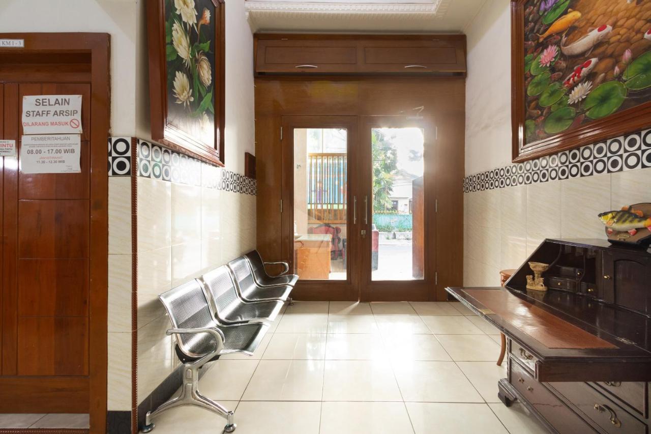 Homestay Gayatri Sawojajar Near Univ Negeri Malang Kampus 2 Mitra Reddoorz المظهر الخارجي الصورة