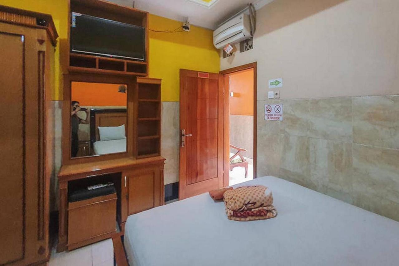 Homestay Gayatri Sawojajar Near Univ Negeri Malang Kampus 2 Mitra Reddoorz المظهر الخارجي الصورة