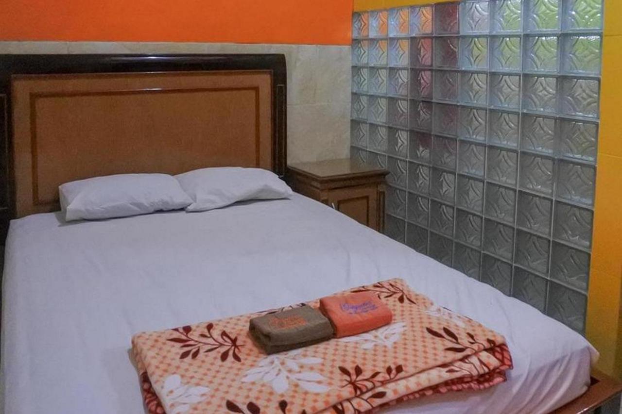 Homestay Gayatri Sawojajar Near Univ Negeri Malang Kampus 2 Mitra Reddoorz المظهر الخارجي الصورة