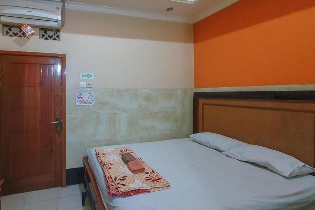 Homestay Gayatri Sawojajar Near Univ Negeri Malang Kampus 2 Mitra Reddoorz المظهر الخارجي الصورة